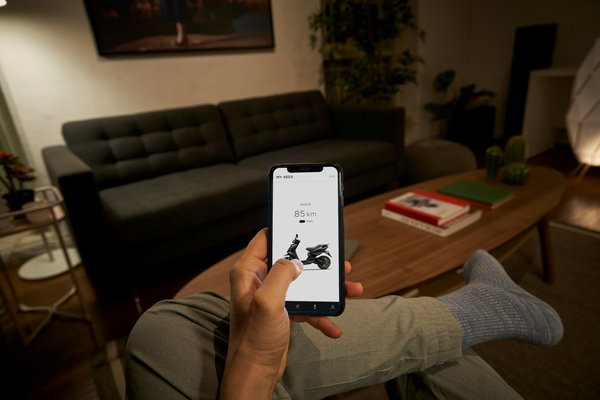 How Can UK Nonprofits Use Mobile Apps to Enhance Donor Engagement?